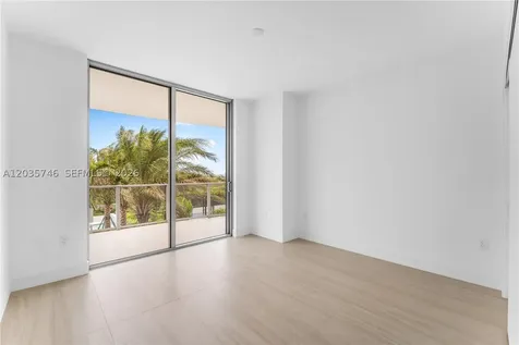 2411 Laguna Circle North Miami FL 33181
