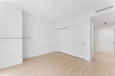 2411 Laguna Circle North Miami FL 33181