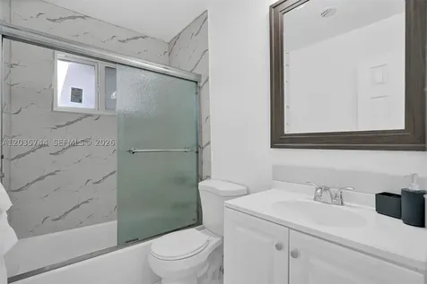 310 NE 162nd Street Miami FL 33162