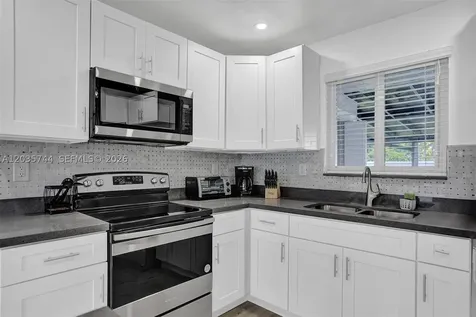 310 NE 162nd Street Miami FL 33162