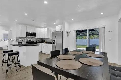310 NE 162nd Street Miami FL 33162