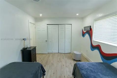 310 NE 162nd Street Miami FL 33162