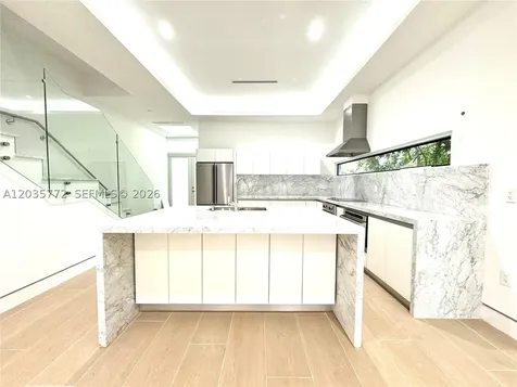 5728 NW 5th Court Miami FL 33127