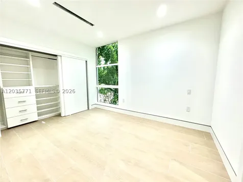 5728 NW 5th Court Miami FL 33127
