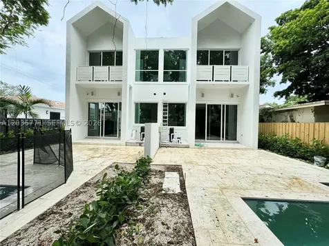 5728 NW 5th Court Miami FL 33127