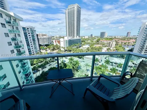 3901 S Ocean Drive Hollywood FL 33019