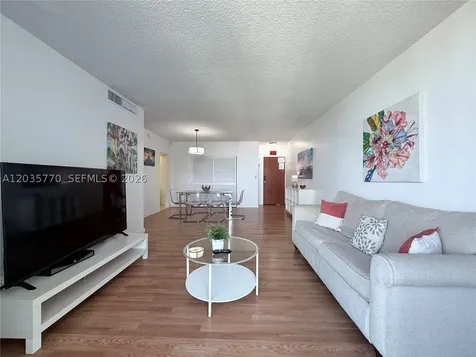 3901 S Ocean Drive Hollywood FL 33019