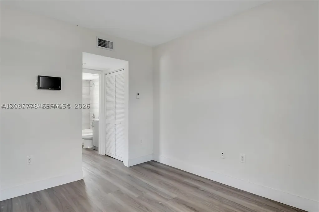 1710 NW 1st Court Miami FL 33136