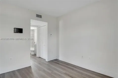1710 NW 1st Court Miami FL 33136