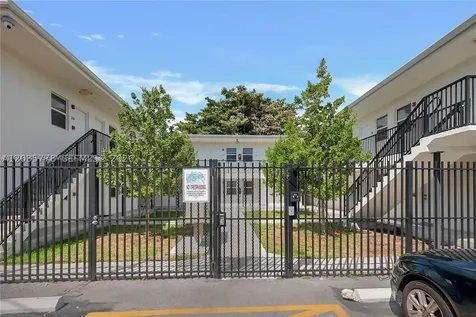 1710 NW 1st Court Miami FL 33136