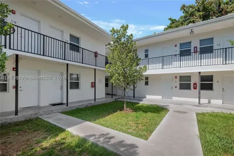 1710 NW 1st Court Miami FL 33136