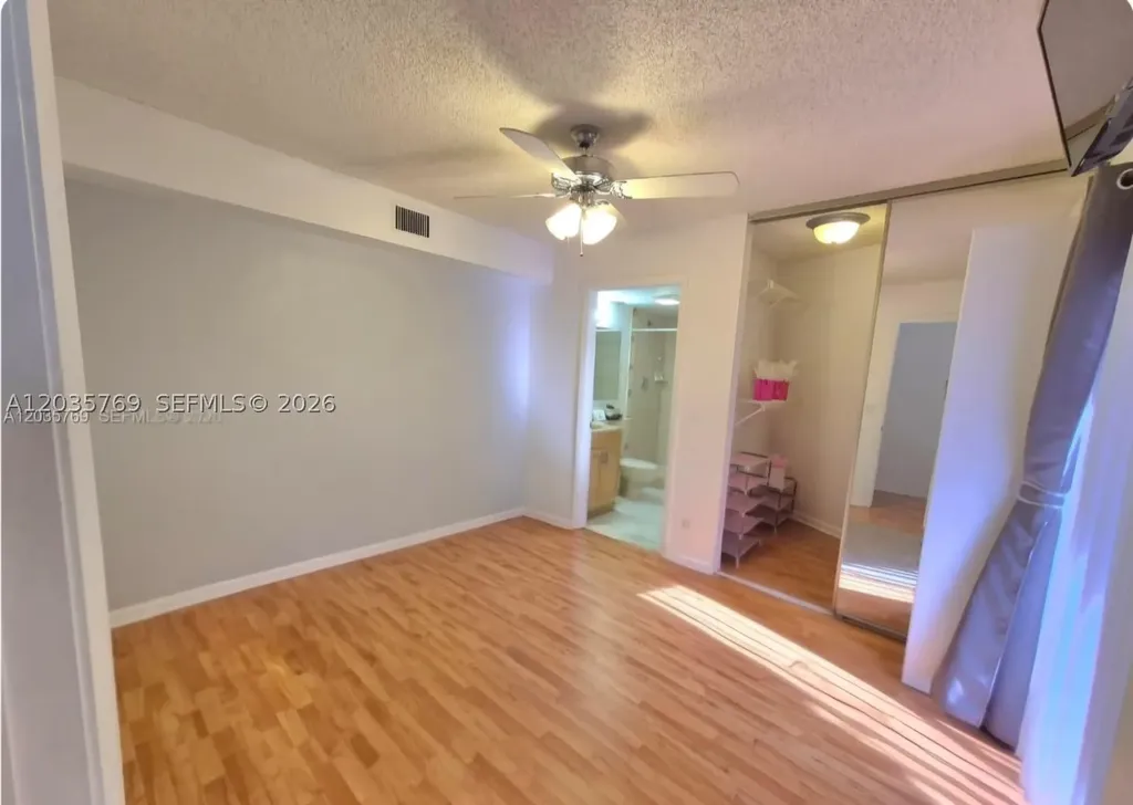 23106 Oxford Place Boca Raton FL 33433