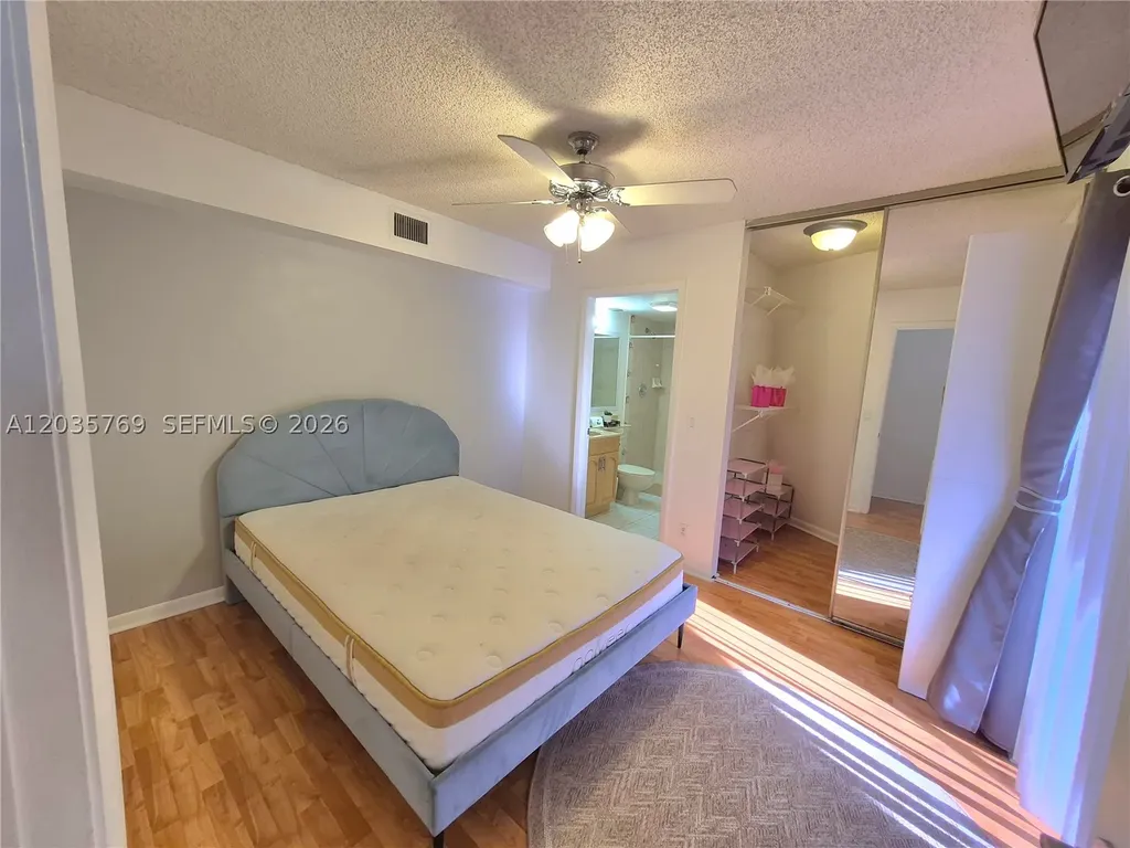 23106 Oxford Place Boca Raton FL 33433