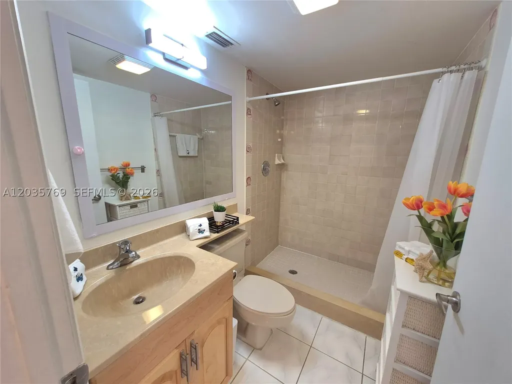 23106 Oxford Place Boca Raton FL 33433