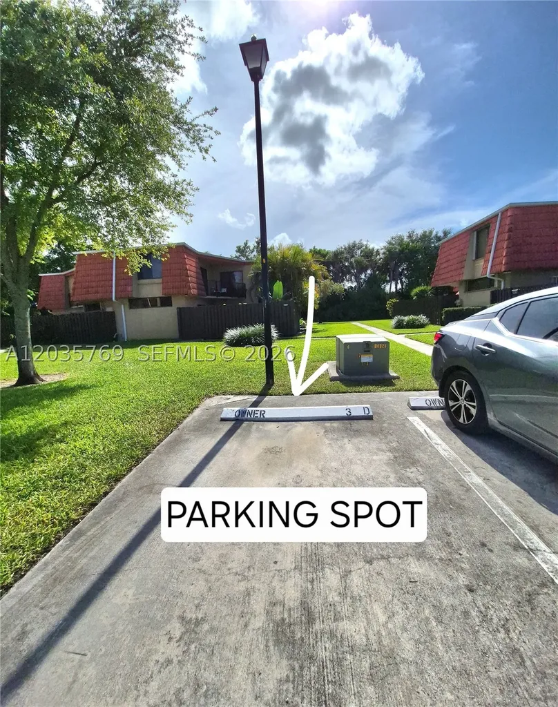 23106 Oxford Place Boca Raton FL 33433