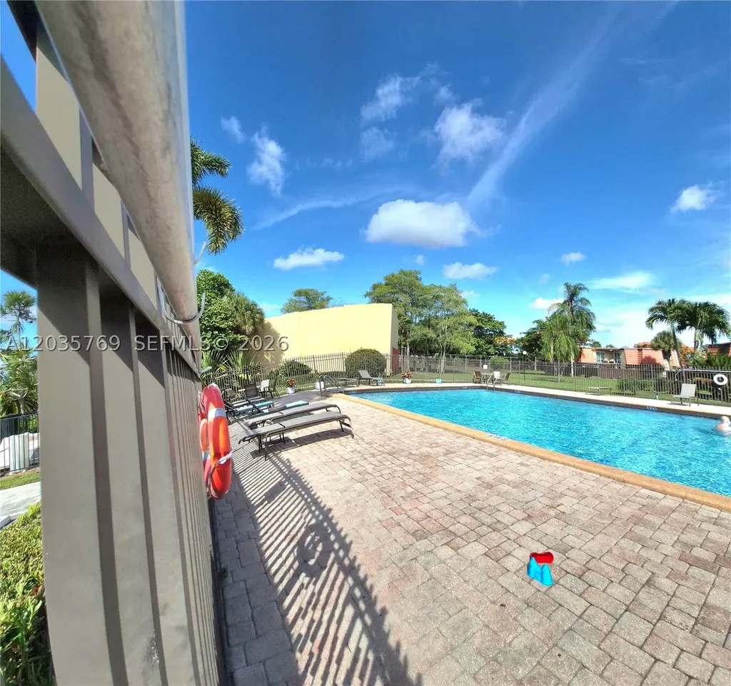 23106 Oxford Place Boca Raton FL 33433