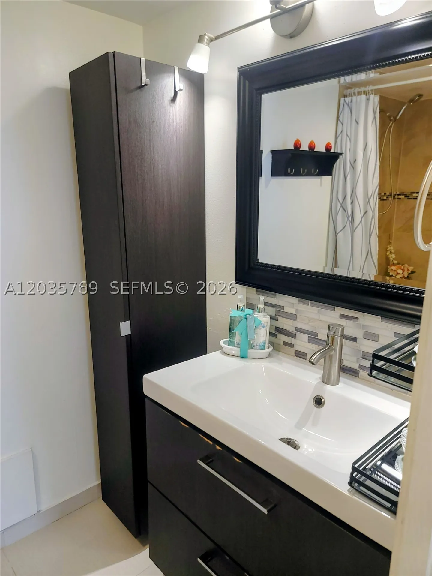 23106 Oxford Place Boca Raton FL 33433