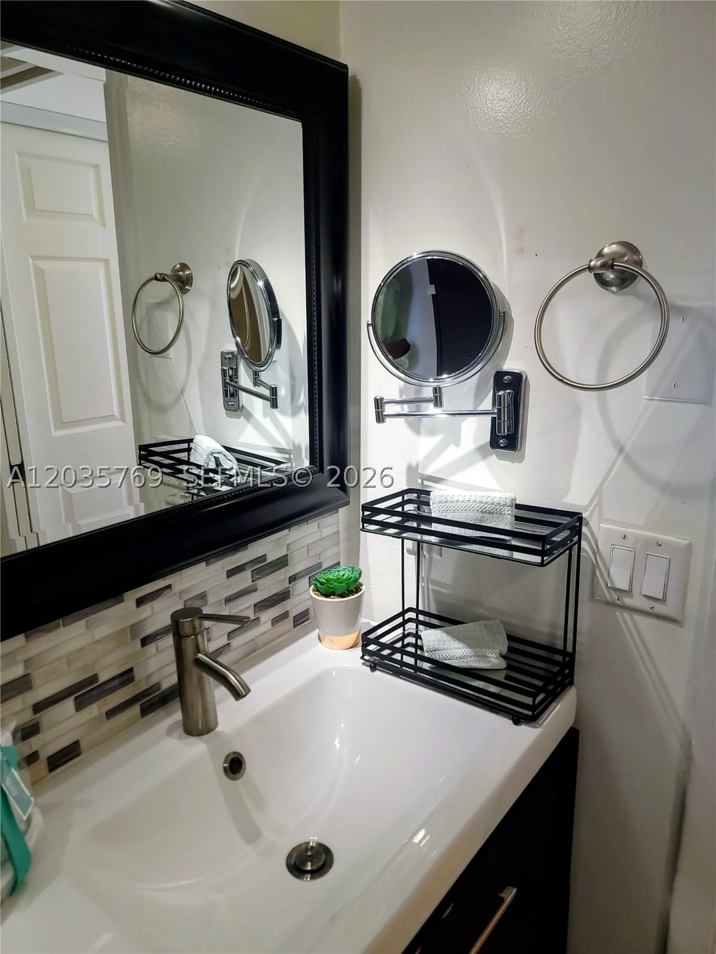 23106 Oxford Place Boca Raton FL 33433