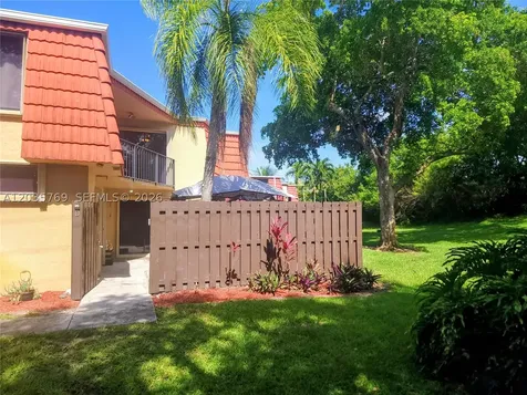 23106 Oxford Place Boca Raton FL 33433