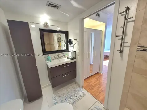 23106 Oxford Place Boca Raton FL 33433