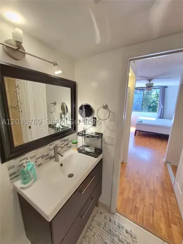 23106 Oxford Place Boca Raton FL 33433