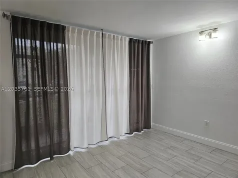 8075 SW 107th Avenue Miami FL 33173
