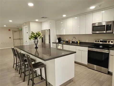 8075 SW 107th Avenue Miami FL 33173