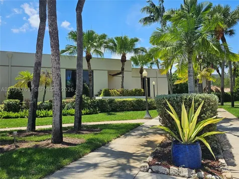 8075 SW 107th Avenue Miami FL 33173