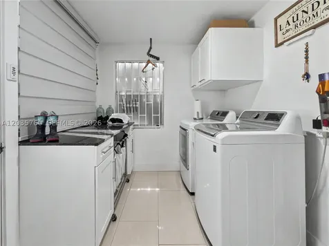 960 NE 146th Street North Miami FL 33161