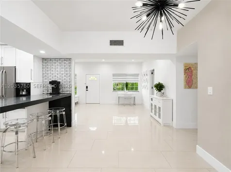 960 NE 146th Street North Miami FL 33161