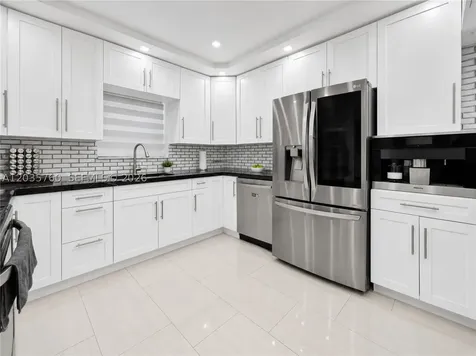 960 NE 146th Street North Miami FL 33161