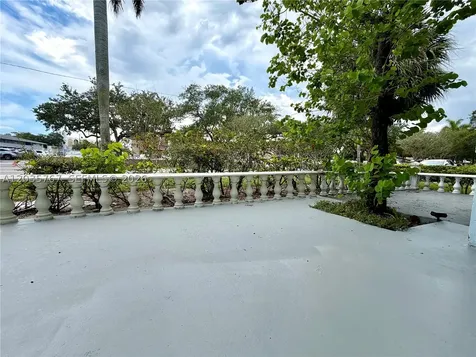 4271 NW 5th Street Plantation FL 33317