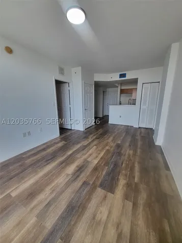 120 SW 8th Avenue Miami FL 33130