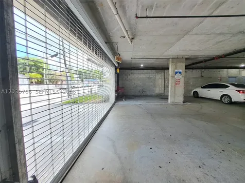 120 SW 8th Avenue Miami FL 33130