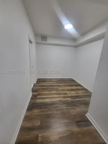 120 SW 8th Avenue Miami FL 33130