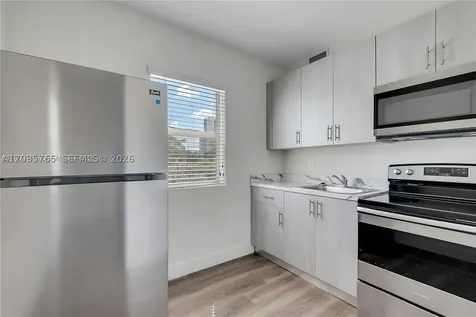 1710 NW 1st Court Miami FL 33136