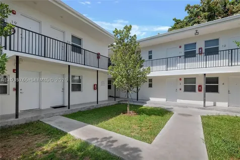 1710 NW 1st Court Miami FL 33136