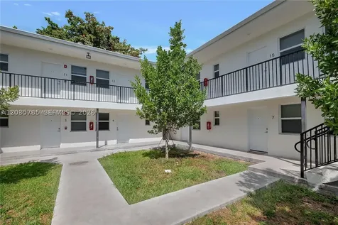 1710 NW 1st Court Miami FL 33136