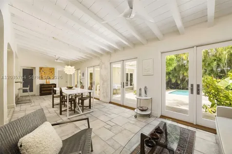 1621 Nocatee Drive Coconut Grove FL 33133