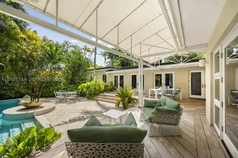 1621 Nocatee Drive Coconut Grove FL 33133