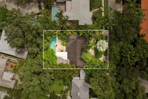 1621 Nocatee Drive Coconut Grove FL 33133