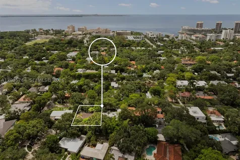 1621 Nocatee Drive Coconut Grove FL 33133