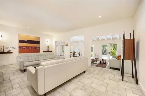 1621 Nocatee Drive Coconut Grove FL 33133