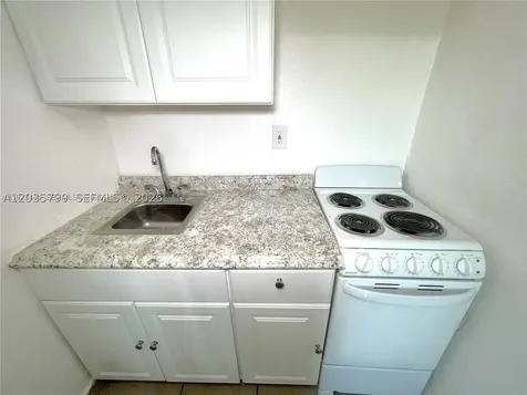 420 NW 10th Street Miami FL 33136