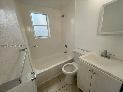 420 NW 10th Street Miami FL 33136