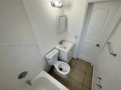 420 NW 10th Street Miami FL 33136