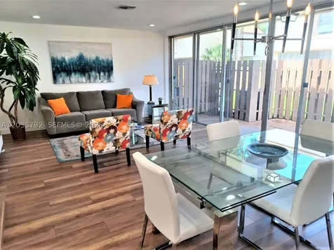 843 NW 81st Avenue Plantation FL 33324