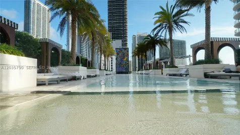 801 S Miami Avenue Miami FL 33130