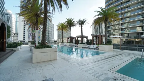801 S Miami Avenue Miami FL 33130