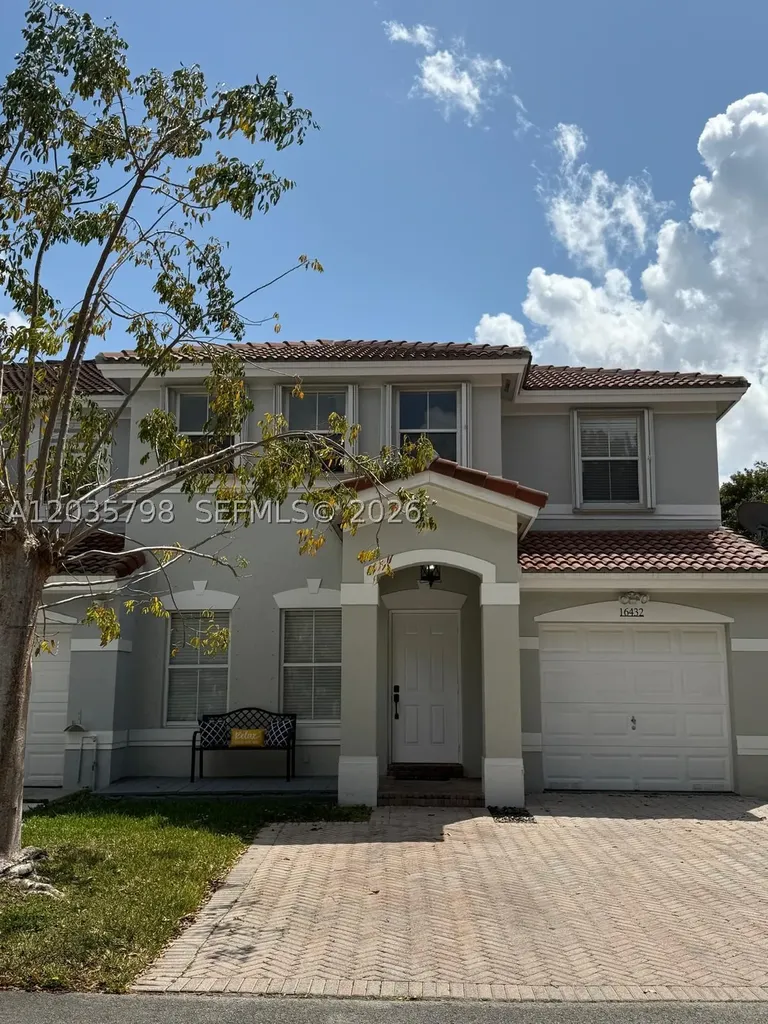 16432 SW 47th Terrace Miami FL 33185